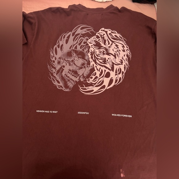 Darc Sport Maroon Short Sleeve Shirt - Picture 2 of 2